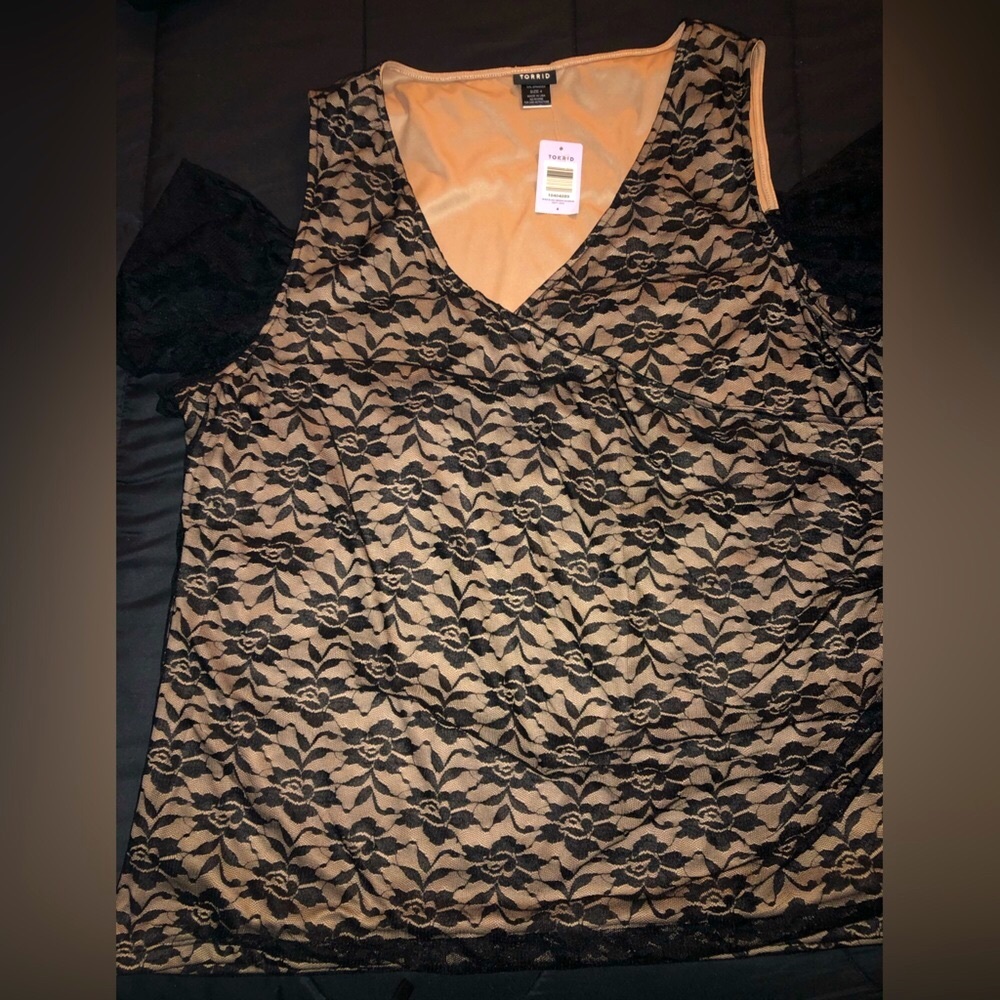 Torrid black lace cold shoulder dressy top size 4